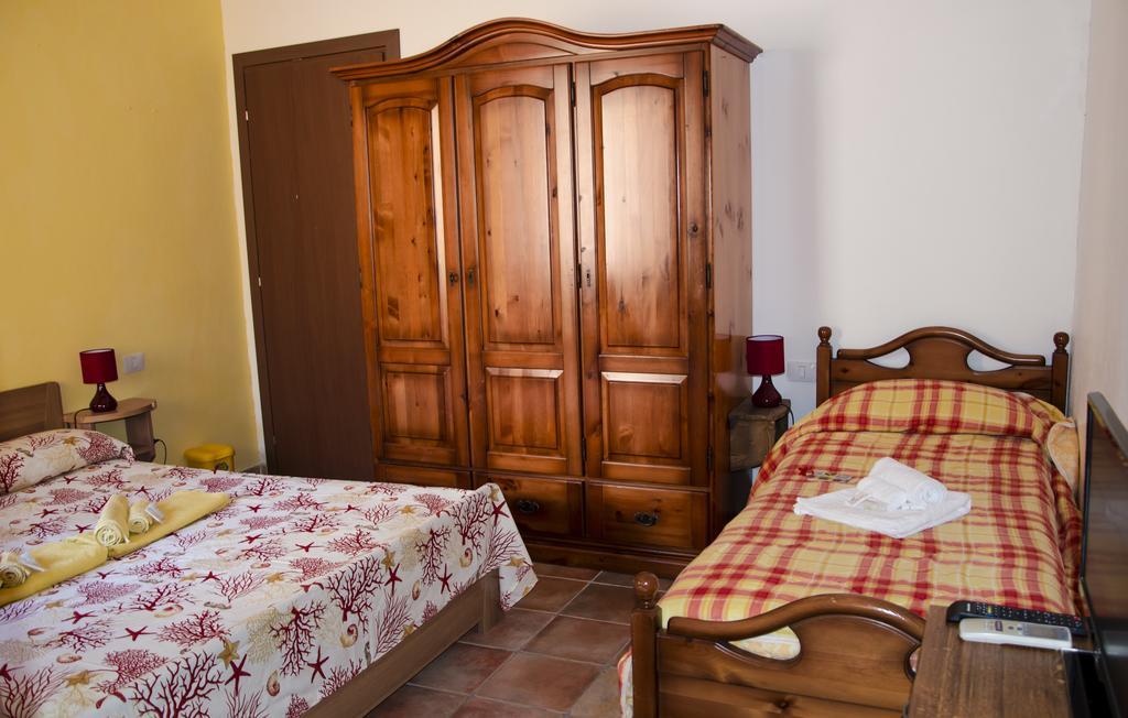 B&B Nonna Sini Кастелсардо Екстериор снимка